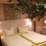 Digitales Event & Hochzeitshotel Zum Gruenen Baum Hotel Taltitz