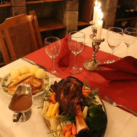 Digitales Event & Hochzeitshotel Zum Gruenen Baum Taltitz