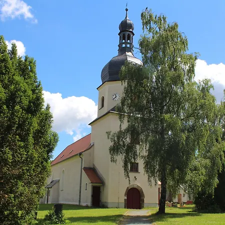 מלון Digitales Event & Hochzeitshotel Zum Gruenen Baum 3*