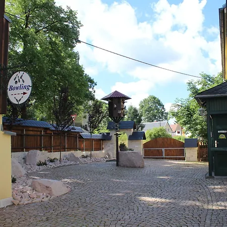 Hotel Digitales Event & Hochzeitshotel Zum Gruenen Baum