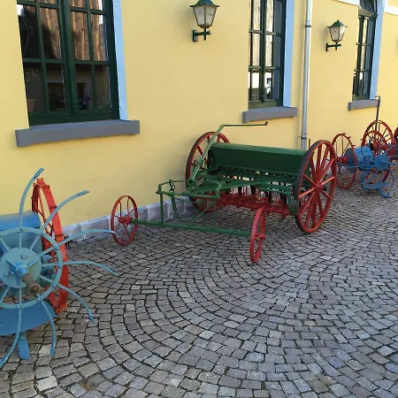 Digitales Event & Hochzeitshotel Zum Gruenen Baum Hotel