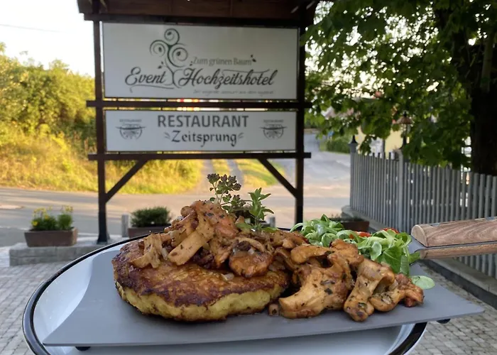 Digitales Event & Hochzeitshotel Zum Gruenen Baum فندق Taltitz