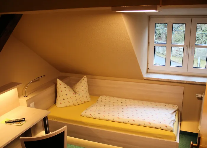 Digitales Event & Hochzeitshotel Zum Gruenen Baum 3*