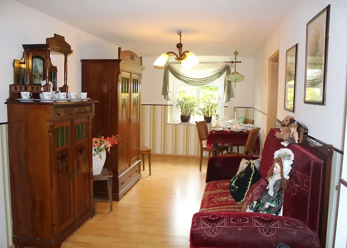 Digitales Event & Hochzeitshotel Zum Gruenen Baum 3*