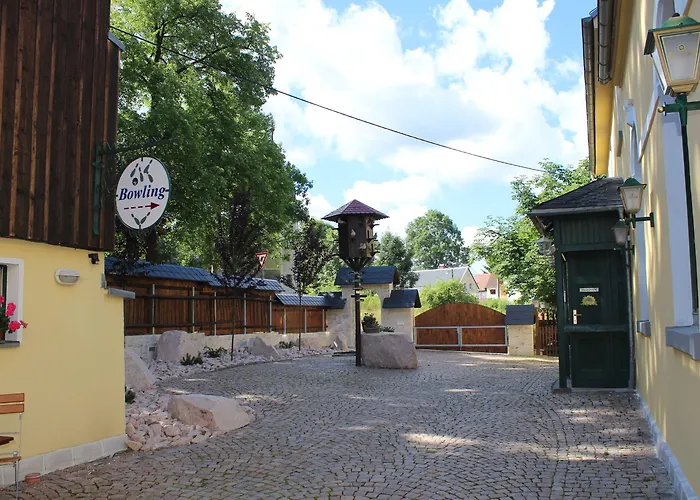 Digitales Event & Hochzeitshotel Zum Gruenen Baum