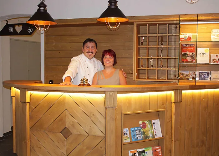 Digitales Event & Hochzeitshotel Zum Gruenen Baum 3* Taltitz