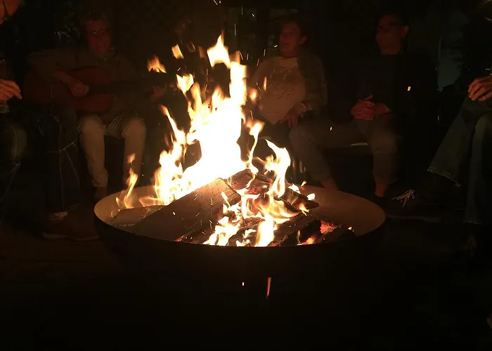 فندق Digitales Event & Hochzeitshotel Zum Gruenen Baum