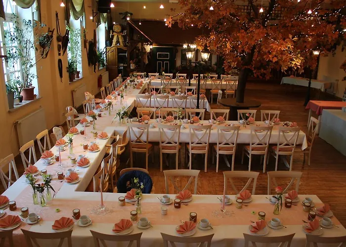 Digitales Event & Hochzeitshotel Zum Gruenen Baum Taltitz