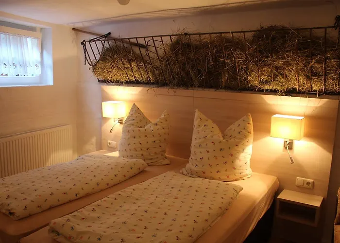 Digitales Event & Hochzeitshotel Zum Gruenen Baum فندق 3*