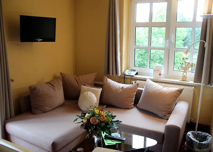 Digitales Event & Hochzeitshotel Zum Gruenen Baum 3* Taltitz